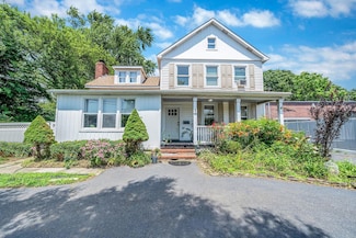 67 Hiddink St, Sayville, NY 11782