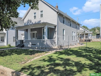 1417 S 11th St, Omaha, NE 68108