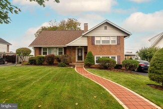 2401 Lasalle Dr, Reading, PA 19609