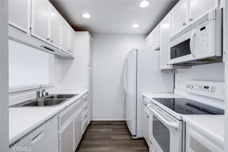 215 Wichita Ave Unit 501, Huntington Beach, CA 92648