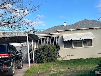 1020 R St, Bakersfield, CA 93304