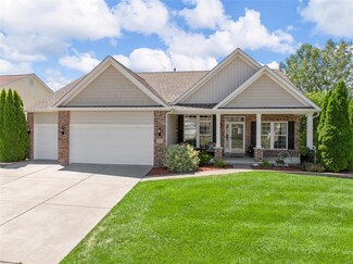 1113 Crystal Creek Pkwy, Wentzville, MO 63385
