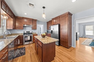1902 N 7th St, Temple, TX 76501