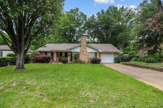 807 E Lamar St, Palestine, TX 75801