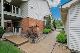 2116 Terrace Dr, Highland, IN 46322