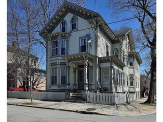 63 Governor St, Providence, RI 02906