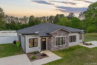 119 W Halifax St, Littleton, NC 27850