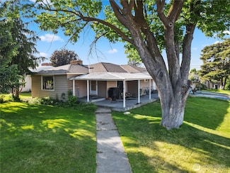 516 E 4th St, Warden, WA 98857