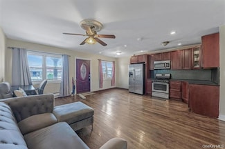 10406 Avenue L Unit 2nd Floor, Brooklyn, NY 11236