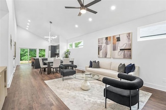 587 Woods Dr NW, Atlanta, GA 30318