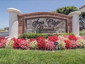19381 Maidstone Ln, Huntington Beach, CA 92648