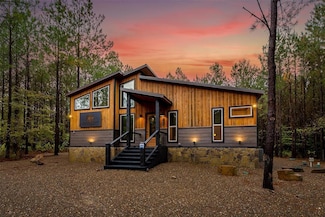 166 Morning Berry Trail, Broken Bow, OK 74728