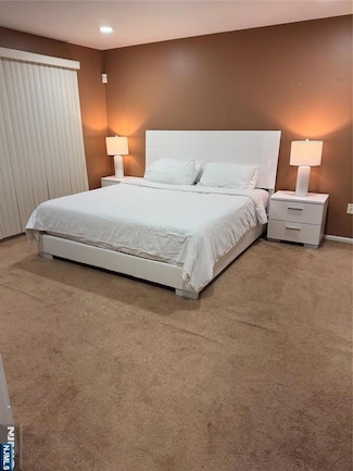 2125 Gunston Ct, Mahwah, NJ 07430