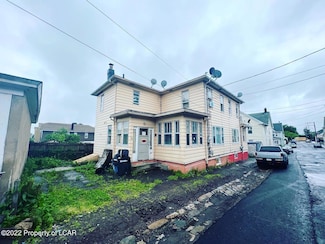 28 W 7th St, Hazleton, PA 18201