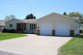 327 Park St, Sherburn, MN 56171