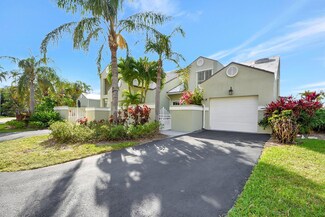 47 N Lakeshore Dr, Hypoluxo, FL 33462