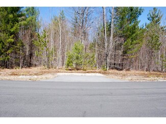 93 Grandview Rd, Conway, NH 03860