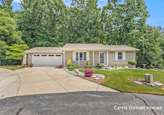 272 Chasseral Ct NW, Comstock Park, MI 49321