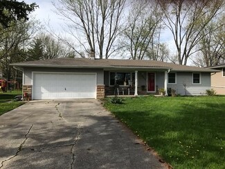6611 Midfield Dr, Fort Wayne, IN 46815