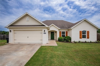 1491 General Fagan Dr, Prairie Grove, AR 72753
