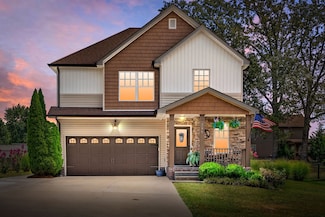 296 Ivy Bend Cir, Clarksville, TN 37043