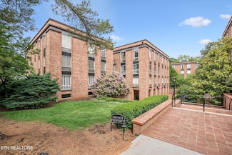 1400 Kenesaw Ave Unit 32D, Knoxville, TN 37919