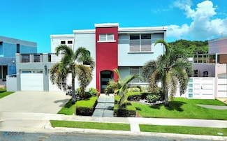 5 Unit F 5, Aguada, PR 00602
