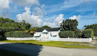 3927 SW 64th Ave, Miami, FL 33155