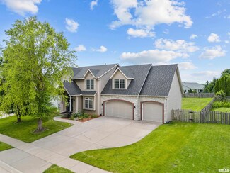 5618 Joshua St, Bettendorf, IA 52722