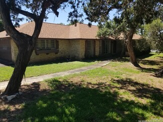 13810 Flying Trail W, Helotes, TX 78023