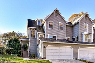 8916 Saint Pierre Ln, Charlotte, NC 28277