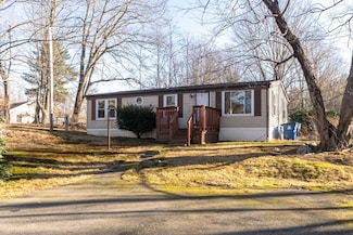 238 Brookfield Rd, Brimfield, MA 01010