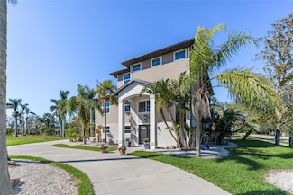310 79th St NW, Bradenton, FL 34209