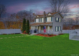 61 Montrose Dr, Carmel, NY 10512