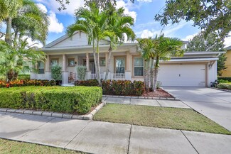 629 Manns Harbor Dr, Apollo Beach, FL 33572