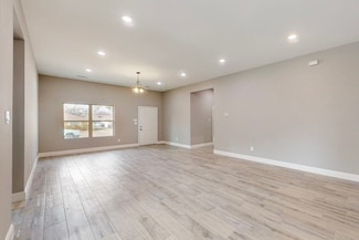 706 Poinsettia Dr, Lancaster, TX 75146