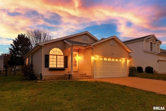 2407 W Miners Dr, Dunlap, IL 61525