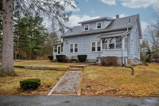 285 Maple St, East Longmeadow, MA 01028