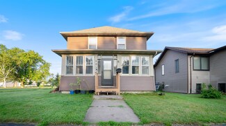 403 97th Ave W, Duluth, MN 55808