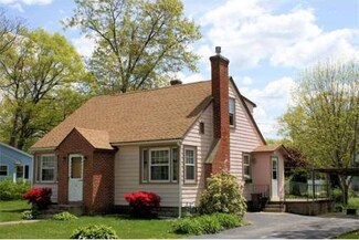 5 Hill Rd, North Grafton, MA 01536