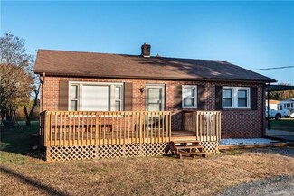302 N Center St, Hildebran, NC 28637