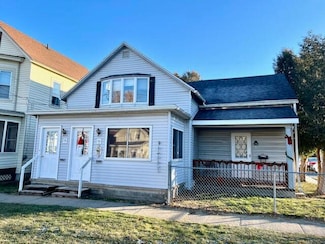 48 Champlain St, Plattsburgh, NY 12901