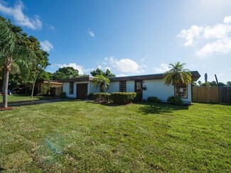 7912 NW 75th Ave, Tamarac, FL 33321