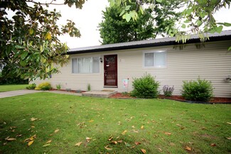 300 Lincoln St, Billings, MO 65610
