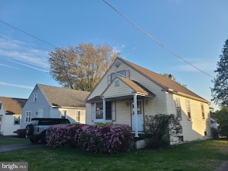 4912 Shepherd St, Brookhaven, PA 19015