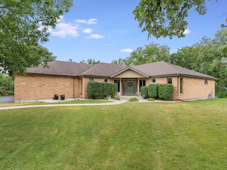 26223 W Highland Dr, Channahon, IL 60410