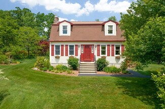 10 Rock Rd, Tyngsboro, MA 01879