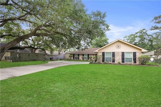 553 Manchester Dr, Slidell, LA 70461