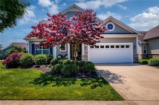 8288 Baythorne Dr, Mentor, OH 44060