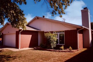 8732 Raven Ave, Oklahoma City, OK 73132